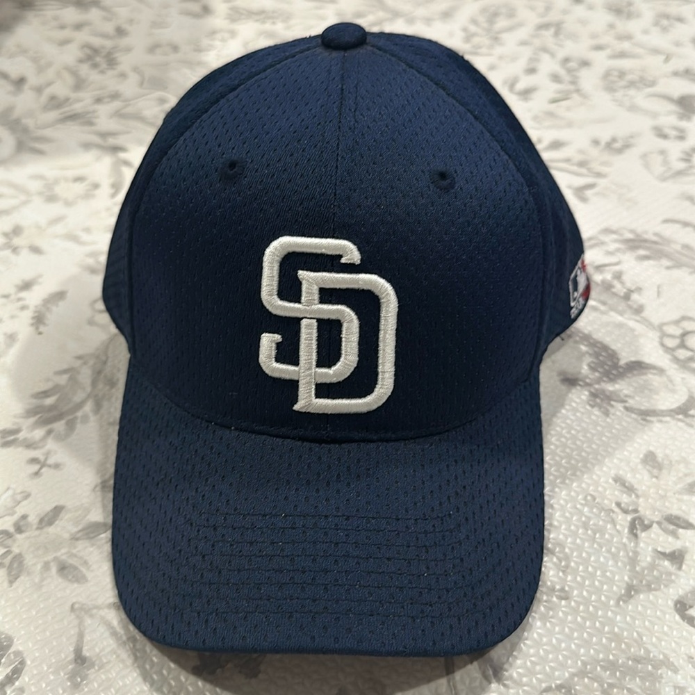 Vintage San Diego Padres MLB Fitted Baseball Hat